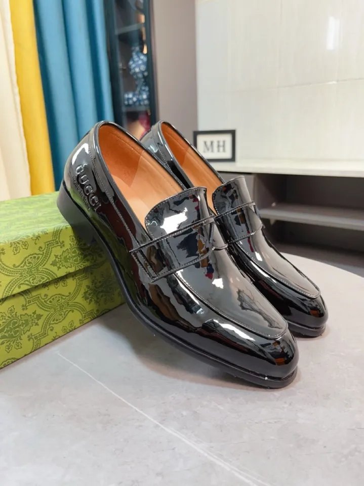Men's shoes 💰500🌹🌹Niuli [GUCCI Gucci] A new style of formal men's leather shoes is coming~ The original quality upper is made of patent leather imported from Italy, the leather is soft and delicate, comfortable and soft first-layer cowhide lining, rubber wear-resistant outsole, the shoe shape is dignified and domineering, and the luxury charm cannot be concealed! The natural and free nouveau riche leads the trend. Code number: 38-44